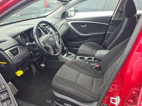 Used 2016 Hyundai Elantra GT w/ Option Group 02 FWD image 10