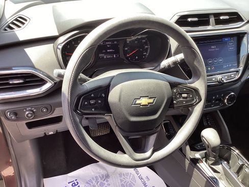 Used 2023 Chevrolet TrailBlazer LT w/ Convenience Package AWD/4WD image 15