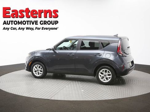 Used 2025 Kia Soul LX w/ LX Technology Package FWD image 61