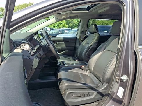 Used 2023 Honda Odyssey Touring image 16