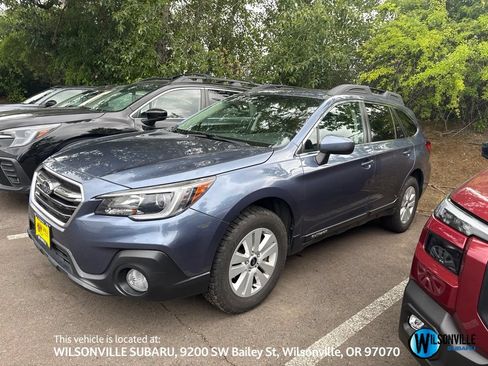 Used 2018 Subaru Outback 2.5i Premium AWD/4WD image 1