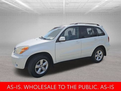 Used 2004 Toyota RAV4 2WD image 4