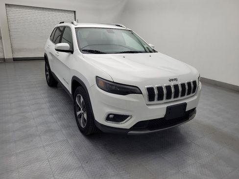 Used 2019 Jeep Cherokee Limited image 13