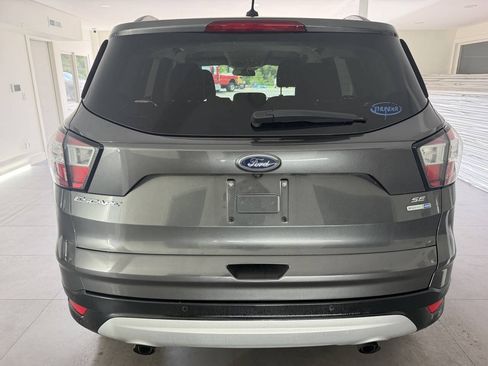 Used 2017 Ford Escape SE w/ Equipment Group 201A AWD/4WD image 6