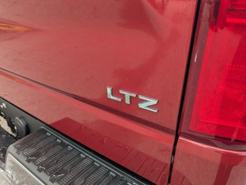 Used 2020 Chevrolet Silverado 1500 LTZ w/ LTZ Plus Package RWD image 10