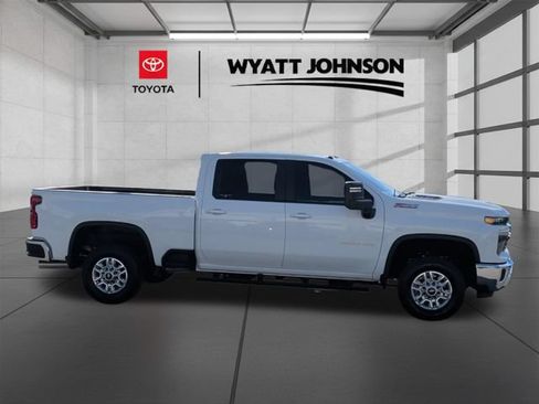 Used 2025 Chevrolet Silverado 2500 LT w/ All Star Edition AWD/4WD image 7
