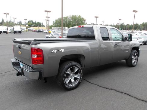Used 2013 Chevrolet Silverado 1500 LT w/ All-Star Edition AWD/4WD image 5