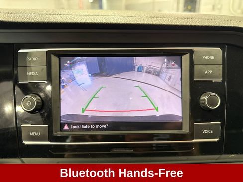 Used 2024 Volkswagen Jetta SE FWD image 13