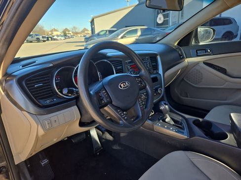 Used 2013 Kia Optima LX image 2