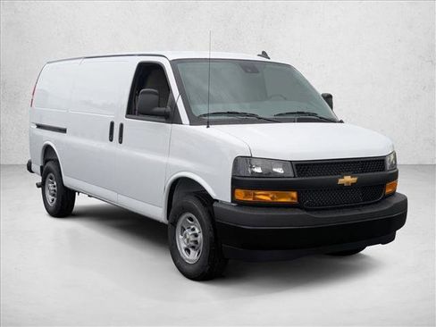 New 2025 Chevrolet Express 2500 image 7