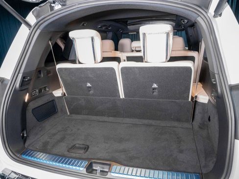 New 2026 Mercedes-Benz GLS 580 4MATIC image 6