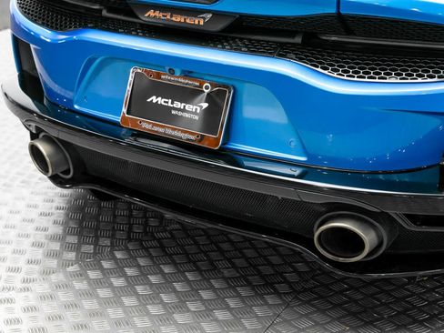 Used 2020 McLaren GT RWD image 7