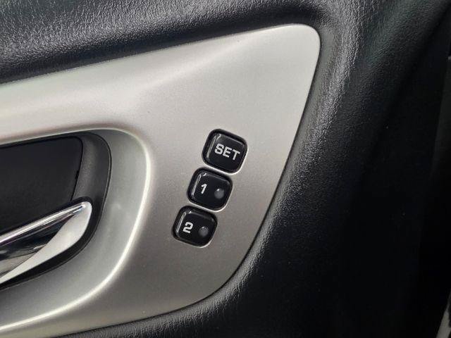 Used 2018 Nissan Pathfinder Platinum AWD/4WD image 36