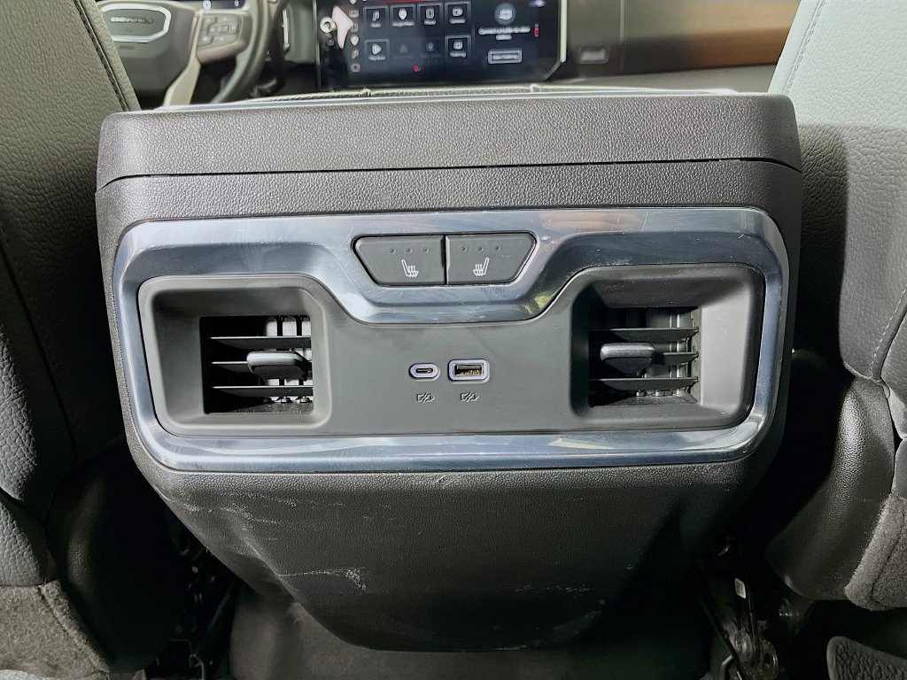 Used 2025 GMC Sierra 3500 Denali AWD/4WD image 32