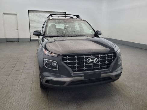 Used 2023 Hyundai Venue SEL FWD image 14