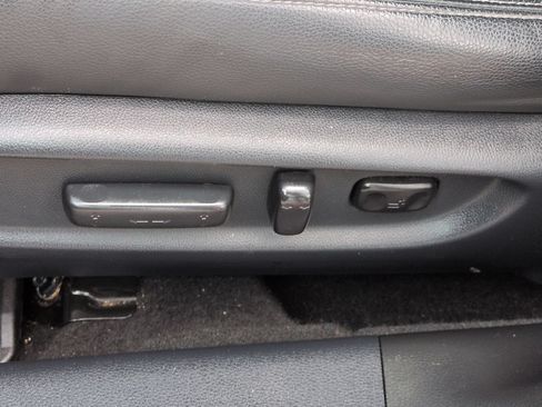 Used 2013 Honda Accord EX-L image 19
