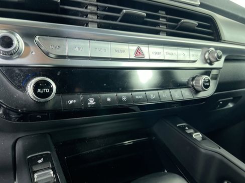 Used 2022 Kia Telluride S AWD/4WD image 24