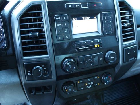 Used 2021 Ford F250 XL w/ Power Equipment Group AWD/4WD image 30