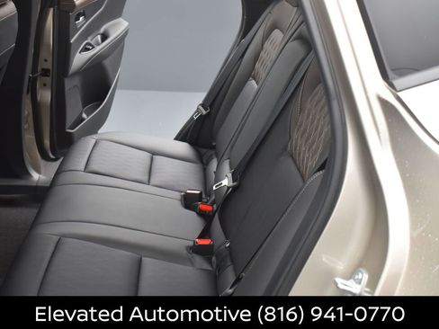 Certified 2025 Nissan Murano Platinum w/ Cargo Package image 17