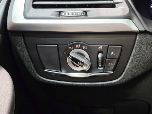 Used 2024 BMW X3 xDrive30i w/ Premium Package image 21