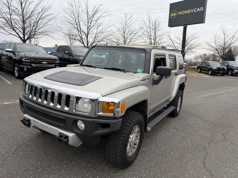 Used 2008 HUMMER H3 Luxury image 2