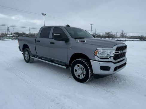Used 2024 RAM 2500 Tradesman w/ Chrome Appearance Group image 2