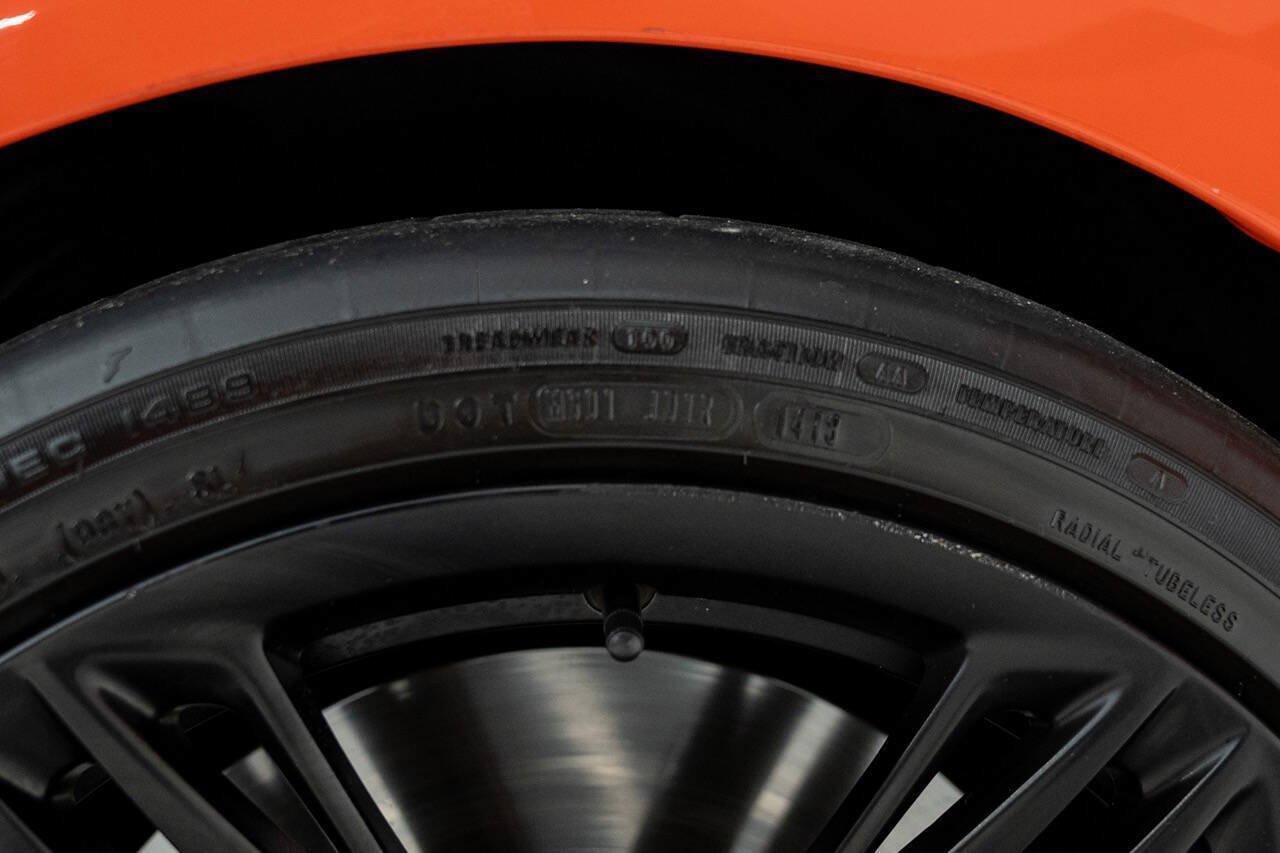 Used 2019 Chevrolet Camaro ZL1 RWD image 55