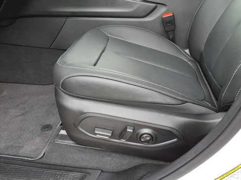 New 2026 Jeep Grand Cherokee L Limited AWD/4WD image 20