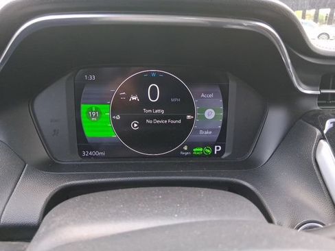Used 2023 Chevrolet Bolt EUV Premier w/ Redline Edition FWD image 6