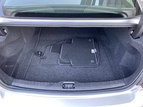 Used 2022 Volvo S60 B5 Momentum w/ Premium Package image 12