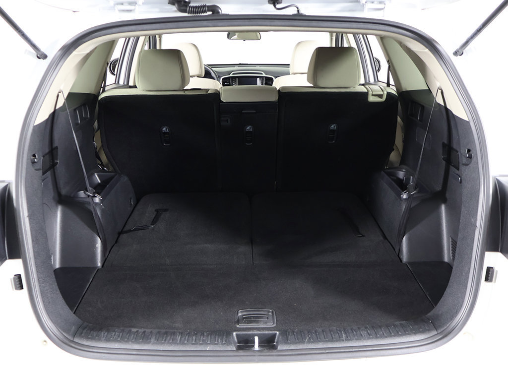 Used 2019 Kia Sorento FWD image 18