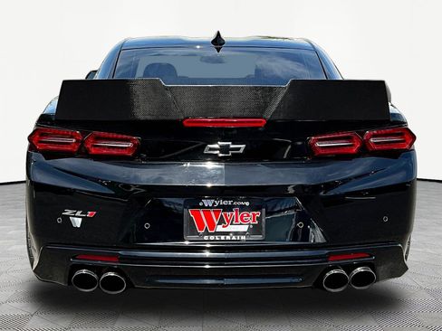 Used 2017 Chevrolet Camaro ZL1 RWD image 5