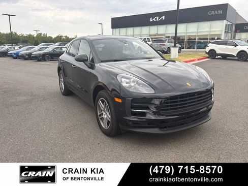 Used 2021 Porsche Macan AWD/4WD image 6