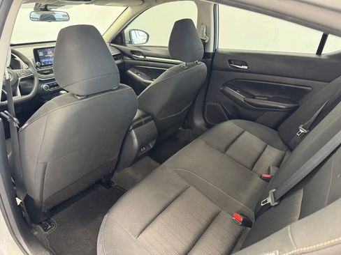 Used 2022 Nissan Altima 2.5 SV FWD image 38