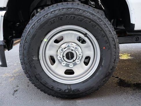 New 2026 Ford F350 XL w/ XL Chrome Package AWD/4WD image 9