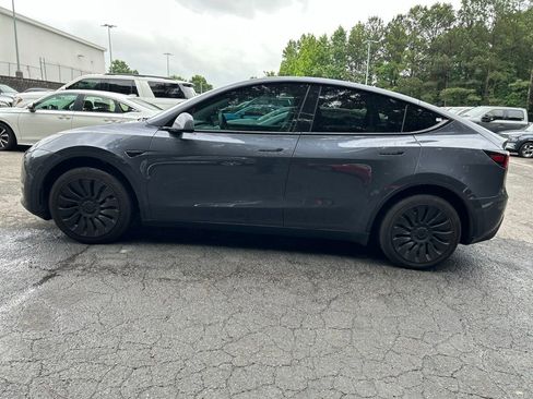 Used 2023 Tesla Model Y Long Range AWD/4WD image 4