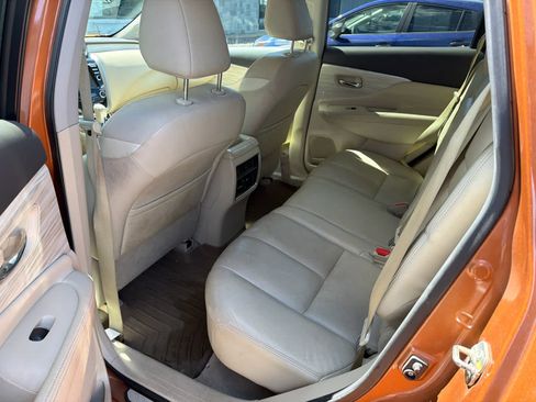 Used 2015 Nissan Murano Platinum w/ Platinum Technology Package AWD/4WD image 12