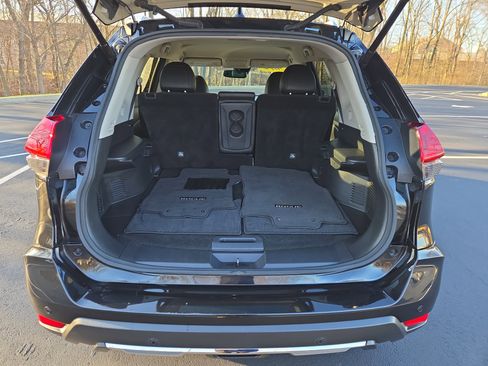 Used 2019 Nissan Rogue SL image 9