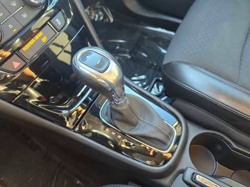 Used 2022 Buick Encore Preferred w/ Safety Package image 29