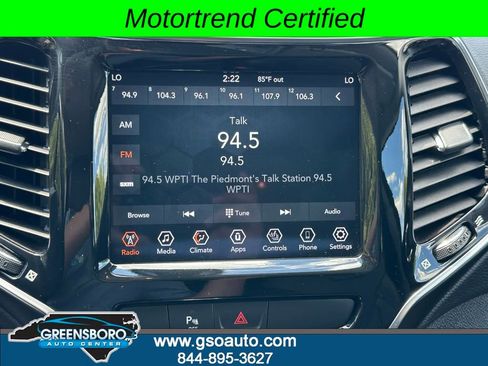 Used 2019 Jeep Cherokee Limited AWD/4WD image 30