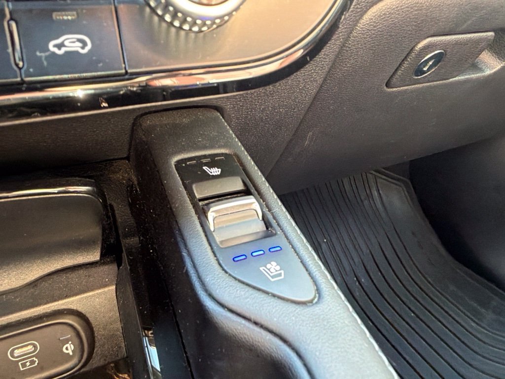 Used 2024 Kia Telluride SX w/ Towing Package AWD/4WD image 12