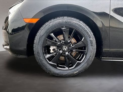 Certified 2024 Honda Odyssey Sport image 35