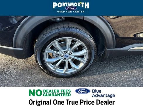 Used 2023 Ford Explorer XLT w/ Equipment Group 202A image 29