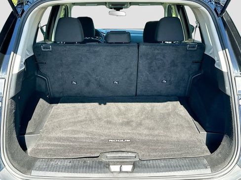 Used 2023 Nissan Rogue S image 24