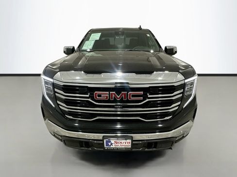 Used 2024 GMC Sierra 1500 SLT RWD image 2