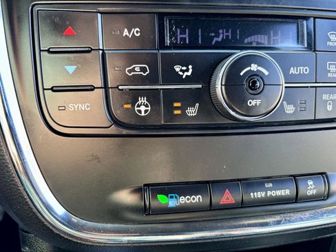 Used 2017 Dodge Grand Caravan GT FWD image 5