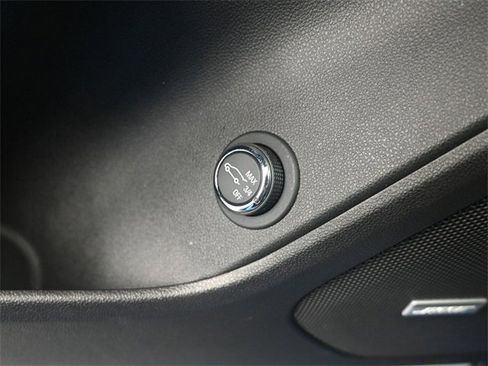 Used 2024 Chevrolet Blazer RS image 26