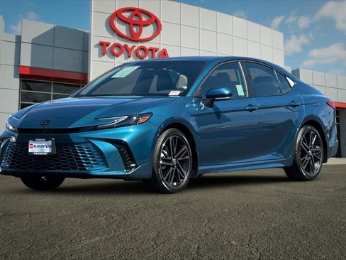 Certified 2026 Toyota Camry XSE FWD image 7