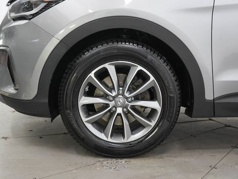 Used 2017 Hyundai Santa Fe SE w/ Cargo Package AWD/4WD image 29