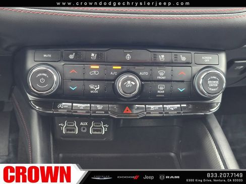 Used 2024 Dodge Durango GT AWD/4WD image 36
